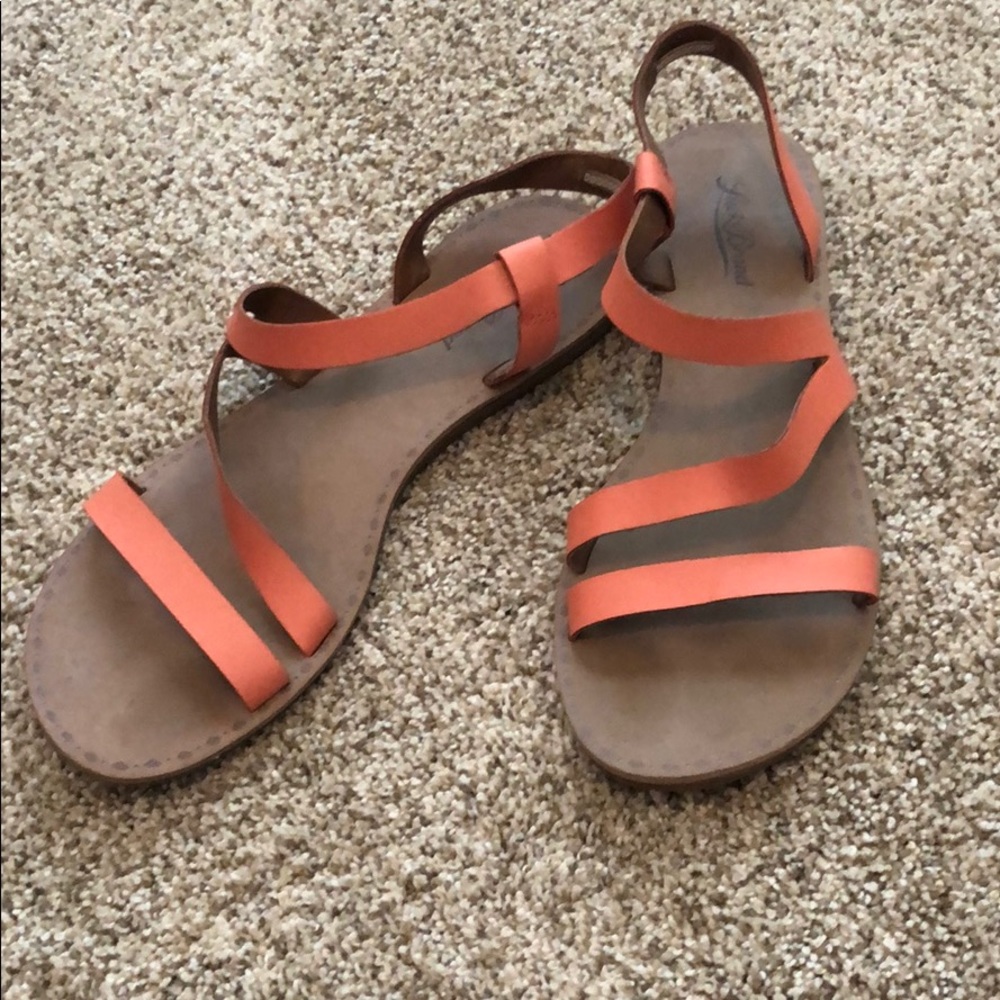 Good condition lucky brand sandals